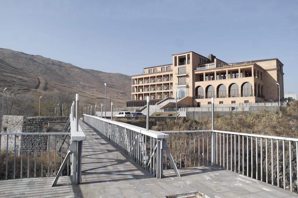 Akhtamar Hotel Arzakan Ngoại thất bức ảnh