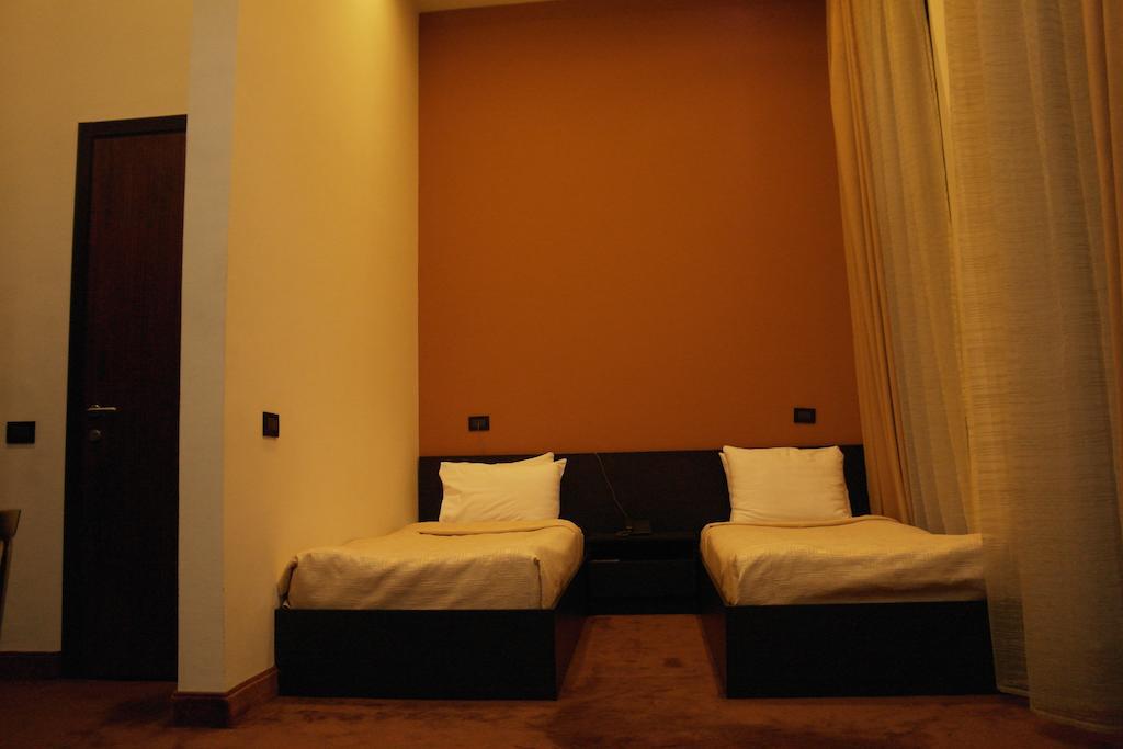 Akhtamar Hotel Arzakan Phòng bức ảnh