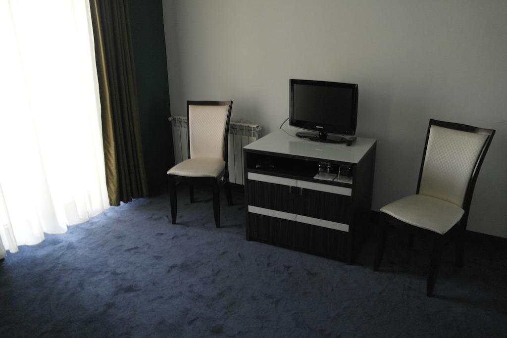 Akhtamar Hotel Arzakan Phòng bức ảnh